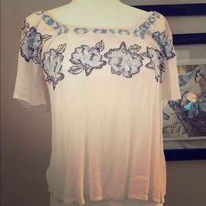 Size medium embroidered flowers white blouse